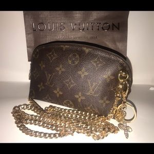 Auth Louis Vuitton crossbody Poche